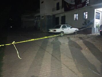 Balean auto en casa de campaña de candidata de Morena, en Tlalchinol