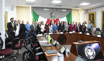 Andrés Velázquez consolida liderazgo institucional y privilegia el diálogo en el Congreso 