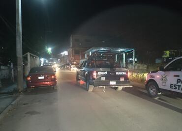 Por falta de energía eléctrica comuneros intentan retener a guardia de la CFE