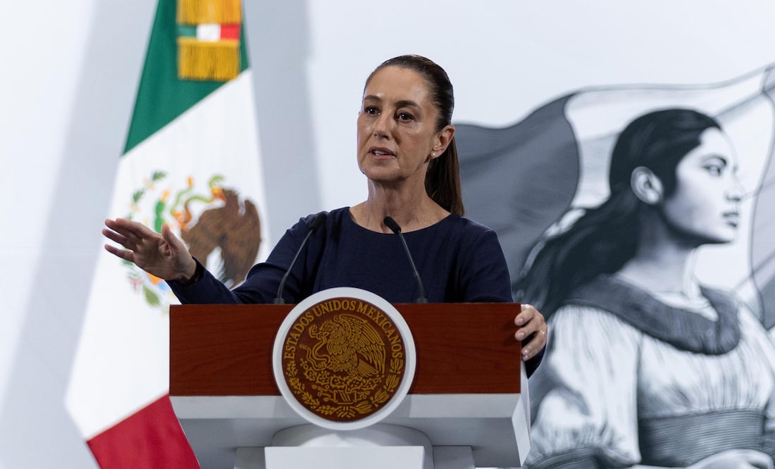 La presidenta Claudia Sheinbaum en su conferencia de este lunes 5 de mayo de 2025 en Palacio Nacional.
Asisten: Iván Escalante, titular de Profeco, secretario de economía, Marcelo Ebrard, Luz Elena González, secretaria de Energía, Edgar Amador, secretario de Hacienda. 
Foto: Agencia EL UNIVERSAL/Hugo Salvador/LCG.