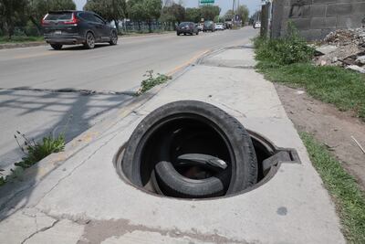 Se agrava problema de alcantarillas abiertas en Pachuca 