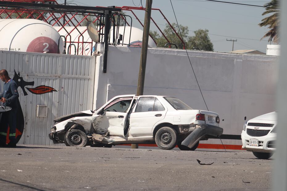 Accidente en la carretera México-Pachuca deja dos lesionados | Foto: Javier Quezada