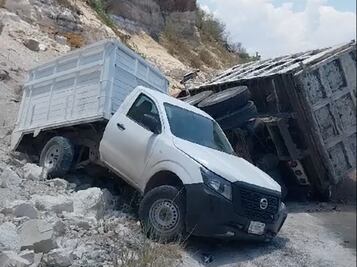 Tres lesionados de gravedad deja accidente de vial en San Agustín Metzquititlán
