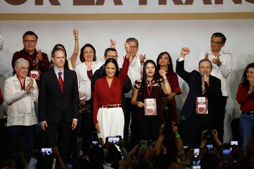 Ariadna Montiel rinde protesta como nueva presidenta del Comité Ejecutivo Nacional de Morena este domingo 3 de mayo de 2026. Foto: Agencia EL UNIVERSAL/Diego Simón Sánchez/RDB.