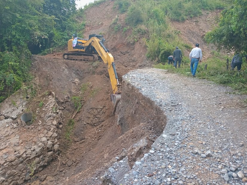 Retiran casi 100 mil m³ de escombros en Hidalgo y abren 22 caminos tras derrumbes por tormentas | Foto: SIPDUS
