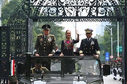 Sheinbaum encabeza ceremonia por los Niños Héroes en Chapultepec