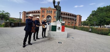 Son huasteco de Hidalgo llega a España de la mano del Trío Sendero Hidalguense