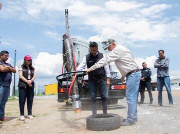 Iniciará bacheo en principales avenidas de Mineral de la Reforma con nueva maquinaria