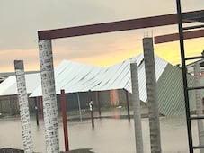 Pese a afectaciones por el viento, tianguis de Actopan opera con normalidad