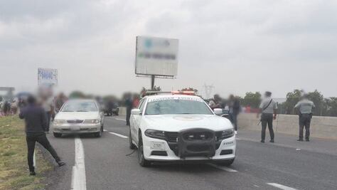 Fallece chofer de grúa al estrellarse en la autopista México-Pachuca
