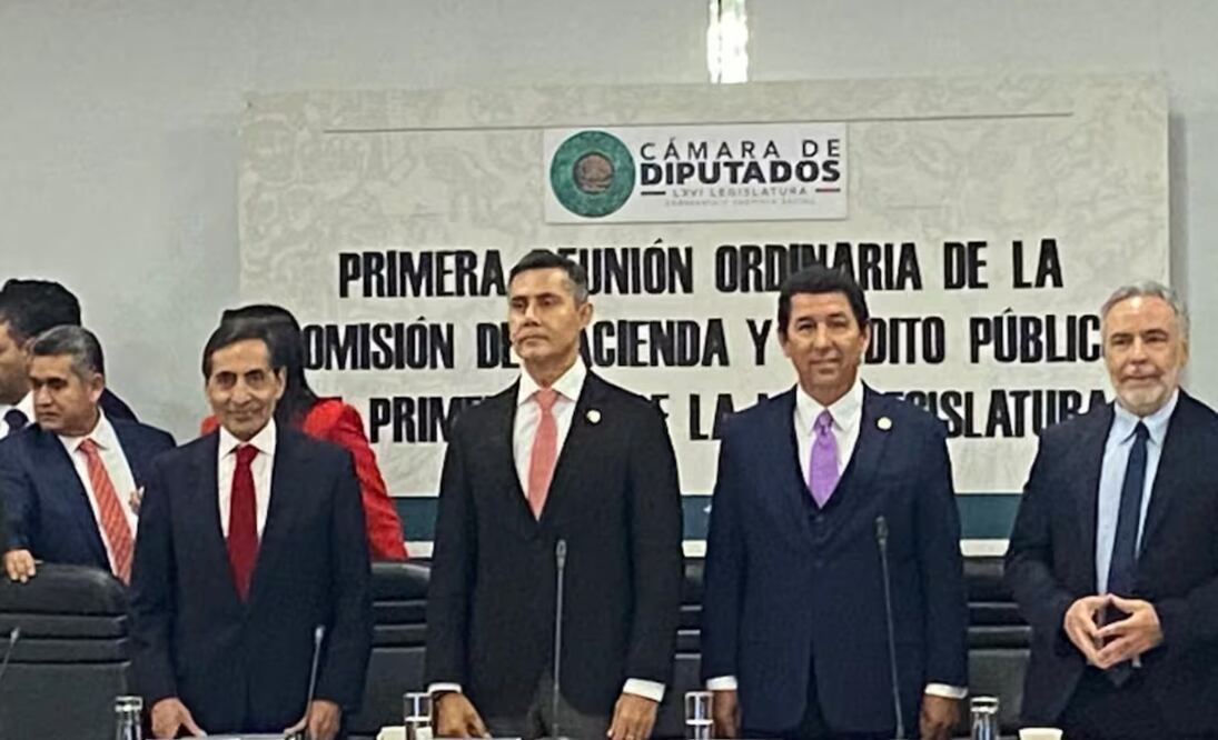 Ramírez de la O, al comparecer para ser ratificado como secretario SHCP, se comprometió ante la Comisión de Hacienda a mantener finanzas públicas sanas y a fomentar un ambiente favorable para la inversión. Foto: Leonor Flores/El Universal