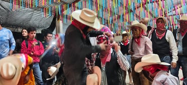 Con la Bajada de Máscaras, Huejutla prepara el camino para el Xantolo