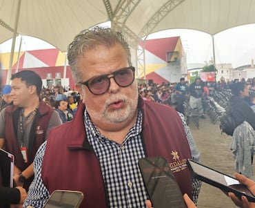 Migrantes hidalguenses deportados son enviados hasta el sur del país, informa Atención al Migrante