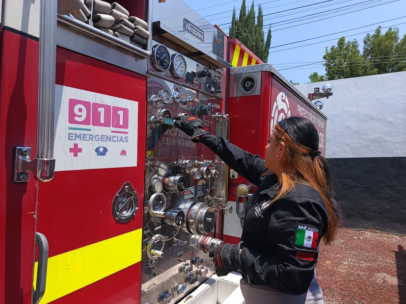 Ehimy Marlen Martínez Contreras, madre bombera de Pachuca I Foto: Lourdes Naranjo