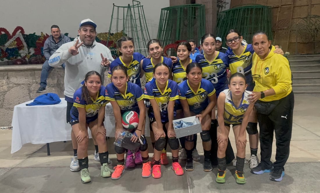 El equipo Fieras del Estado de México se alzó con el campeonato del Torneo Relámpago de Voleibol Femenil en Huichapan