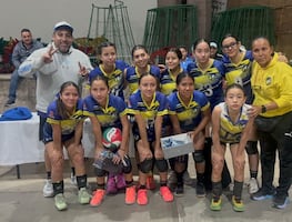 Fieras del Estado de México se coronan campeonas del Torneo Relámpago de Voleibol en Huichapan