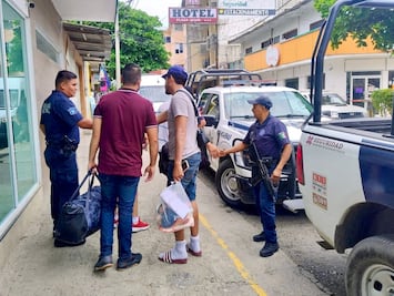 Policías de Hidalgo frustran intento de extorsión telefónica en Huejutla