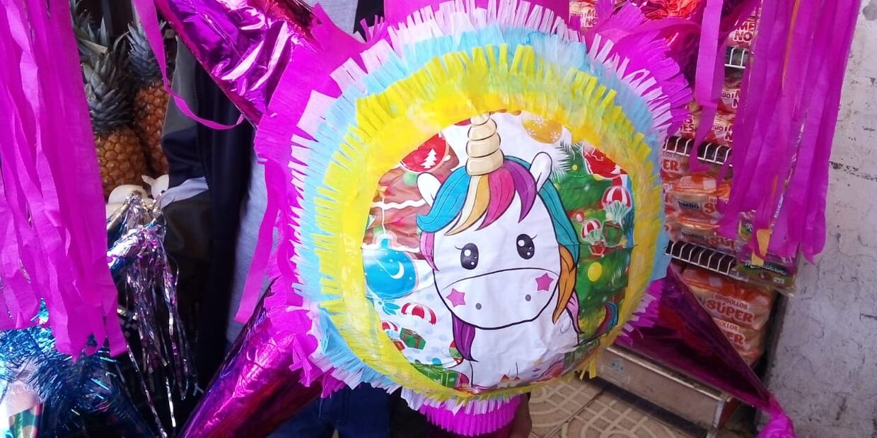 En Pachuca, disminuye la tradición de romper piñatas en posadas | Foto: Arturo Torres