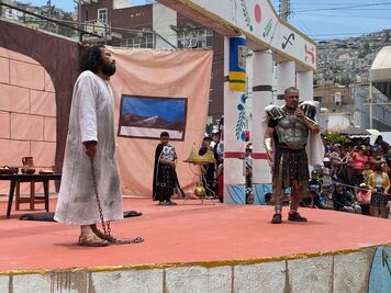Galería: Inicia viacrucis en barrio de Cubitos en Pachuca