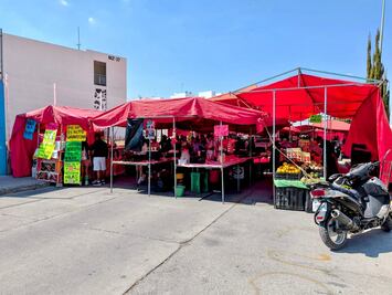 Denuncian extorsiones telefónicas a comerciantes en tianguis de Tizayuca