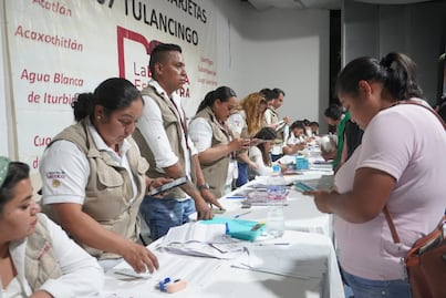 Arranca entrega de tarjetas de “La Escuela es Nuestra” en la región Tulancingo