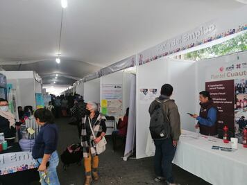 Más de 700 vacantes en feria del empleo de Tulancingo