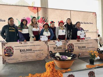 Santa Ana Hueytlalpan celebra la tradición con sabor en su Feria del Mole 2025