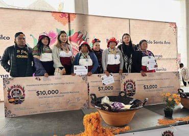 Santa Ana Hueytlalpan celebra la tradición con sabor en su Feria del Mole 2025