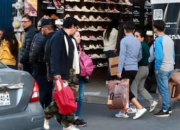 Para evitar caer en compras de productos etiquetados, hay que comparar el precio