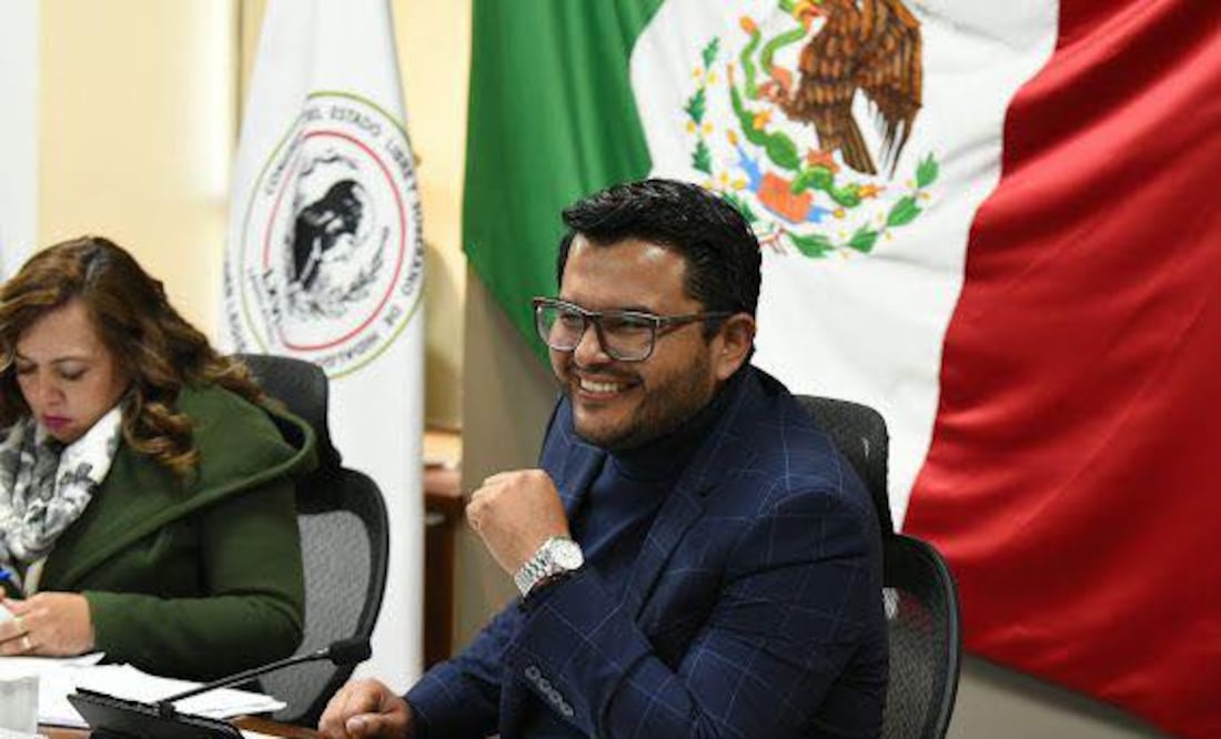 El 11 de noviembre comerciantes de Tulancingo se manifestaron en el Congreso para intento de aumento excesivo en las tarifas para 2026 | Facebook: Miguel Moreno