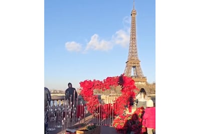 Celebran a San Valentín en la capital mundial del amor
