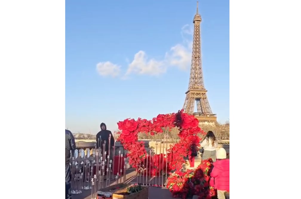 París I Toma de video Claudia Moriamé