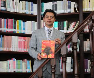 Árbol en Llamas, poemario escrito por un universitario hidalguense