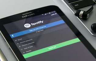 Café Tacvba vs Spotify: experto advierte sobre modelo digital de la plataforma 