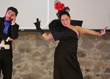 UAEH revive la ópera “El Teléfono” con una puesta fresca que cuestiona la vida digital