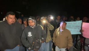 Pobladores de San Salvador bloquean carretera, exigen liberación de sus vecinos