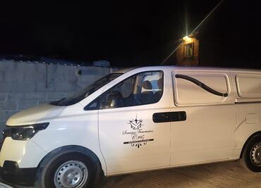 Se roban camioneta funeraria con todo y difunta en Tezontepec de Aldama