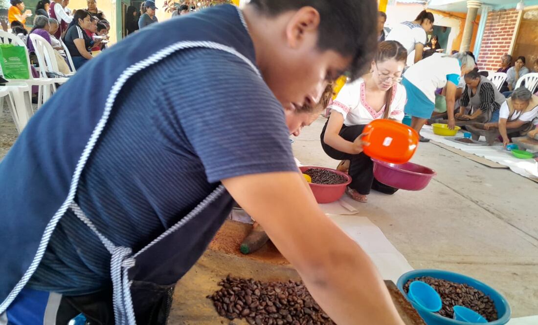 El municipio de Ixmiquilpan es rico en cultura y tradiciones, una de ellas es la molienda del cacao que se efectúa en la comunidad de San Nicolás cada año I Foto: Erika Gutiérrez