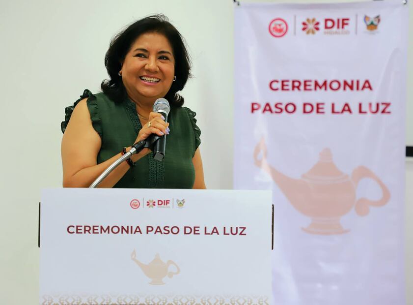 Egresan 18 estudiantes de Enfermería de la Casa de la Mujer Hidalguense | Foto: DIFH