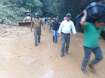 Se entregaron víveres y medicamentos vía aérea en 14 municipios afectados