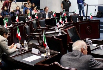 En dos años, diputados locales en Hidalgo acumulan 424 faltas