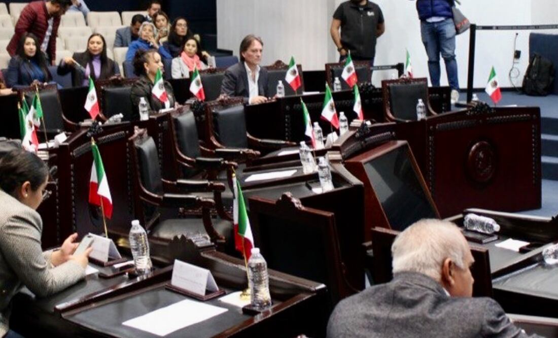 Durante los dos últimos años, los diputados locales han acumulado un total de 424 faltas “justificadas” a las sesiones, de acuerdo con datos del concentrado de asistencia del Congreso de Hidalgo. Foto: Luis Soriano