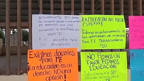 Padres de familia exigen un maestro y abrir otra aula en telesecundaria de Ixmiquilpan