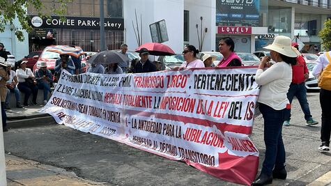 Maestros protestan en Hidalgo contra reforma a la Ley del ISSSTE