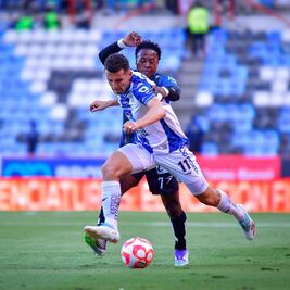 Querétaro se impone en el Hidalgo: victoria por 2-0 ante Pachuca