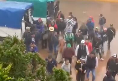 Retienen a funcionarios municipales de Huautla en plena alcaldía