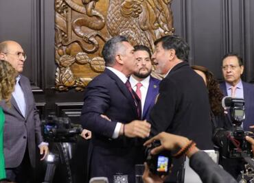 Con el himno de fondo, Alito Moreno y Noroña se agarran a golpes en el Senado; este es el video