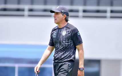 Tuzos, sin echar campanas al vuelo