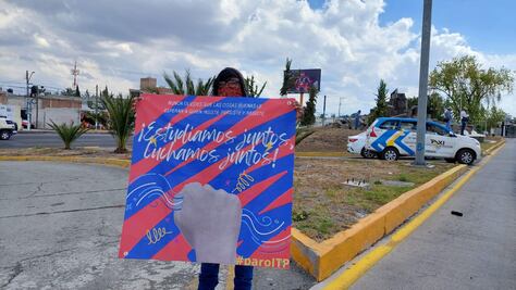Estudiantes del Tec cierran parcialmente carretera México-Pachuca