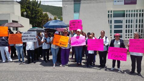 Acusan trabajadores de salud retraso en el pago de su fondo de ahorro